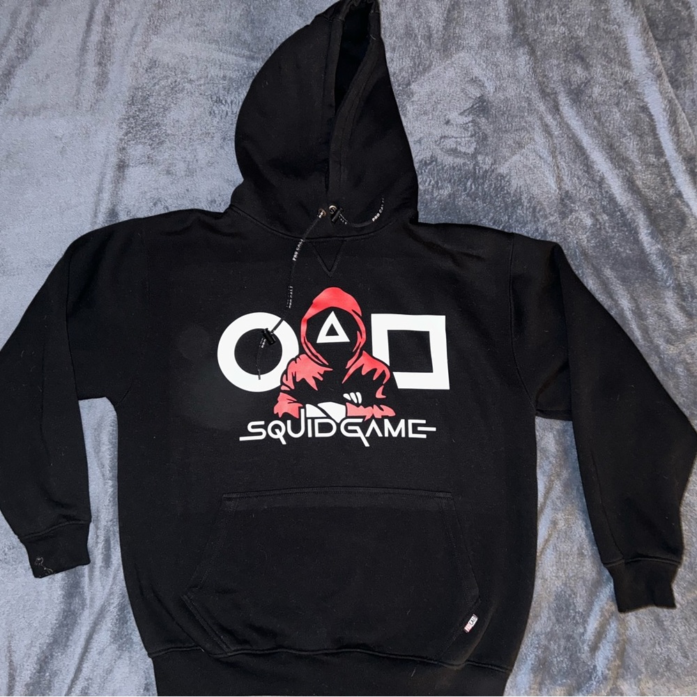 Black & red Squid game Hoodie (SZ-XL)